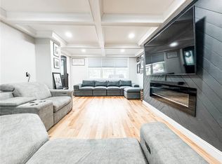 1 Sharp St, Coventry, RI 02816