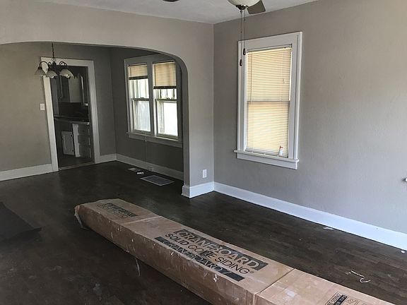 5th image of 3508 Mersington Ave