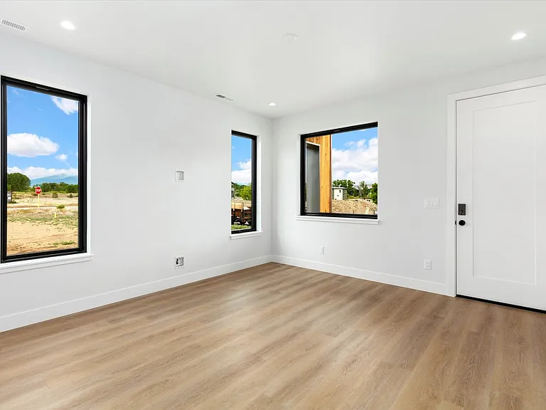 107 Confluence Rd #1 — Photo 21