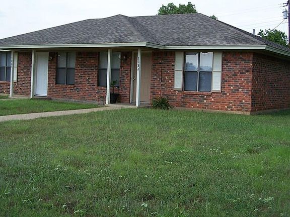 3rd image of 108 Lori Dr Unit B