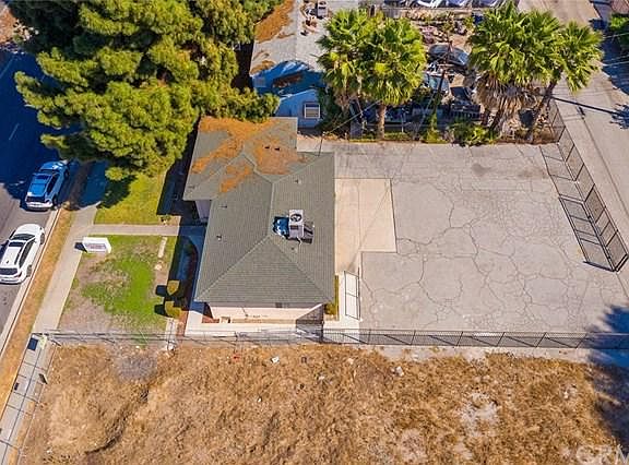 5th image of 1024 S Glendora Ave