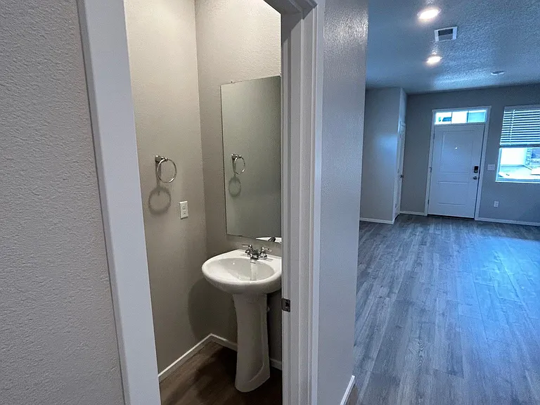 20512 SE Byron Ave — Photo 13