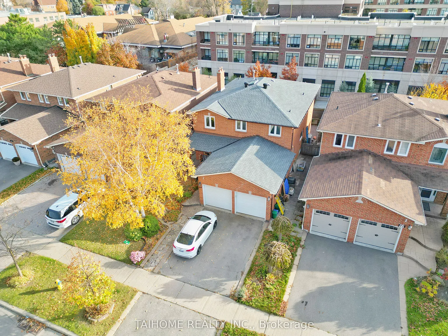 2 bed, $2,300 — Photo 1