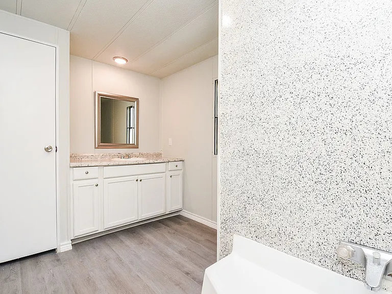 12547 Roy Harris Loop — Photo 31