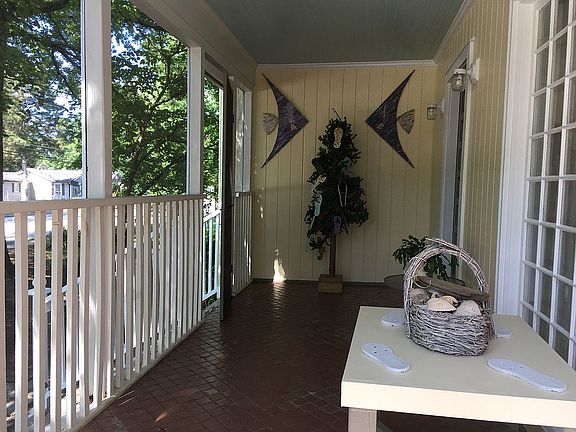 Screened front porch