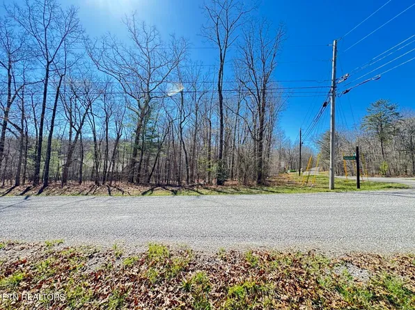 155 Manchester Rd, Crossville, TN 38558