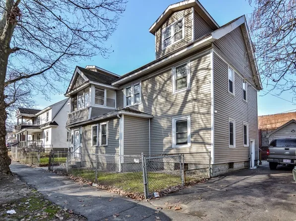 198-200 Leyfred Ter, Springfield, MA 01108