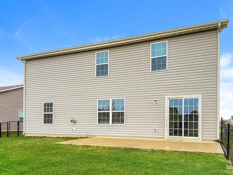 2216 Silver Spoon Dr — Photo 14