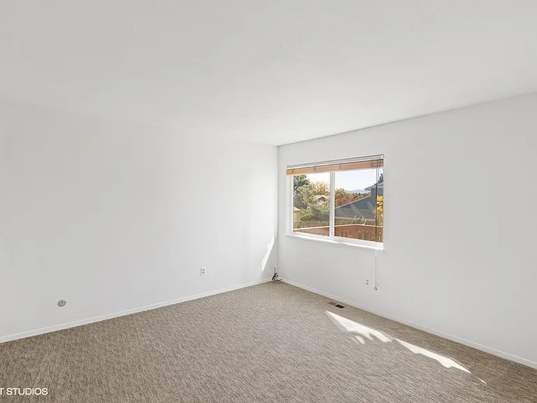 5612 W 71st Cir — Photo 10