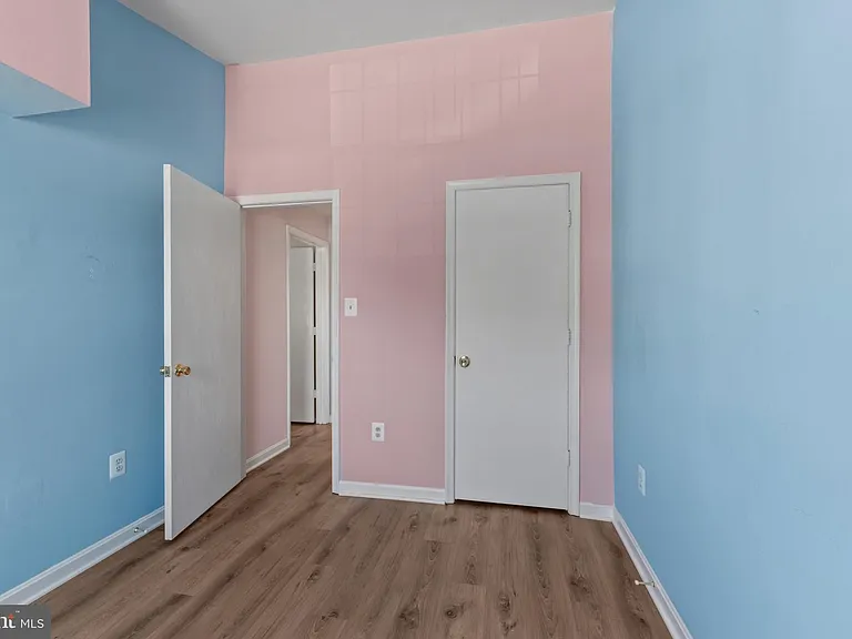 6901 Victoria Dr #I — Photo 16