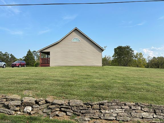 5th image of 3926 Hogg Ridge Rd