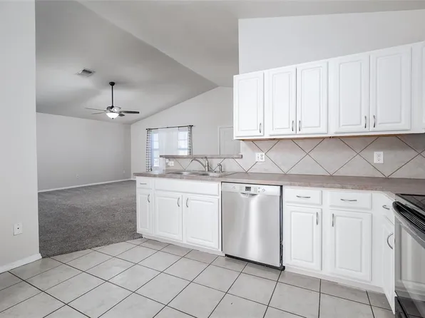 9624 SW 29th Ter, Oklahoma City, OK 73128