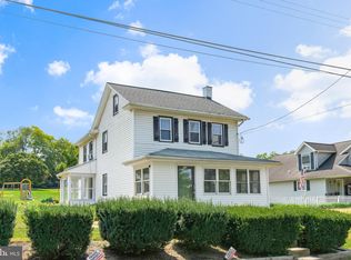 732 Stackstown Rd, Bainbridge, PA 17502