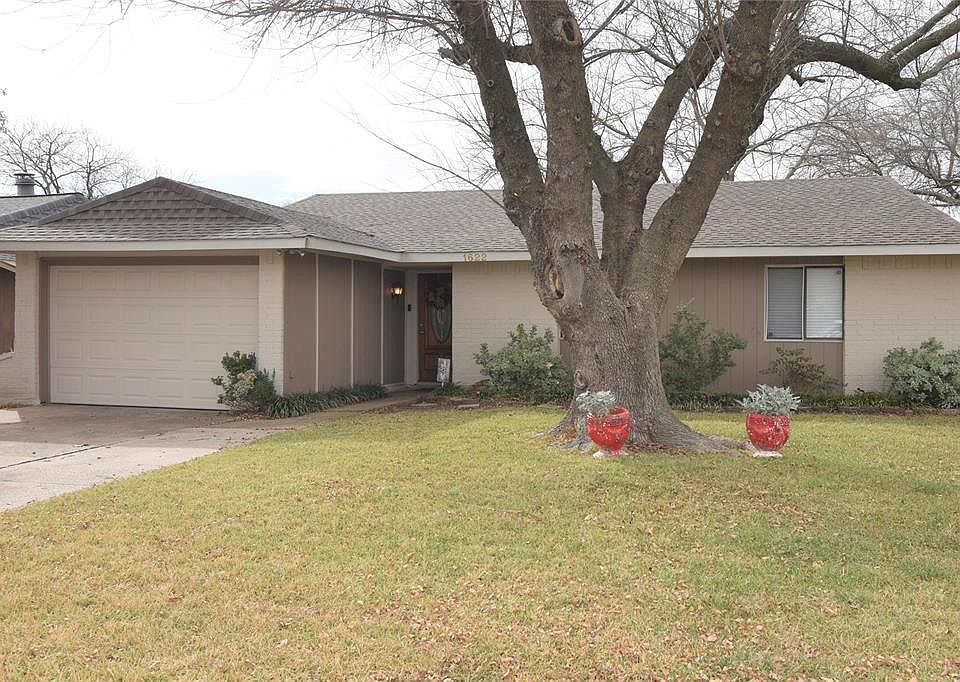 1st image of 1622 White Oak Dr
