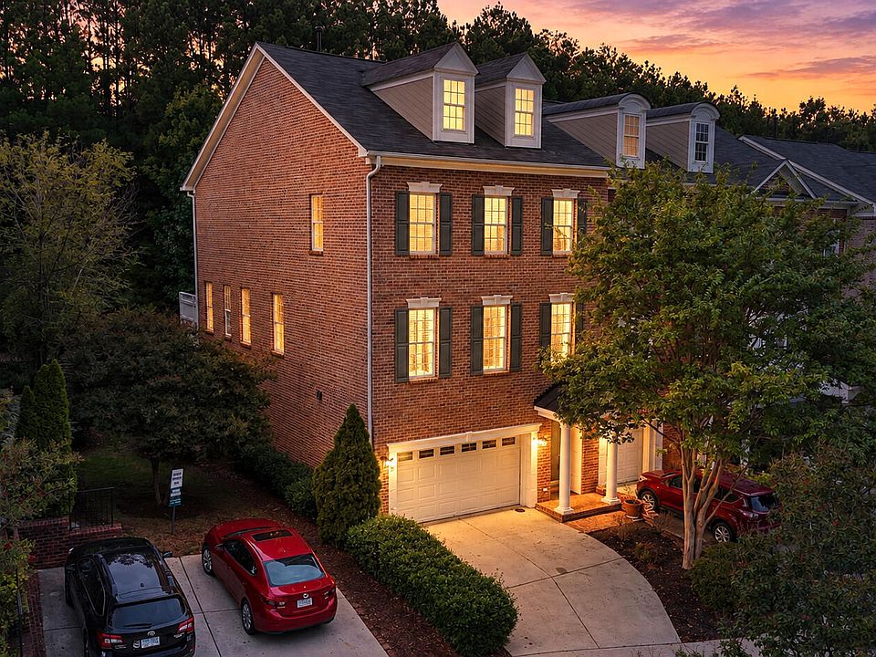 1st image of 351 Bridgegate Dr