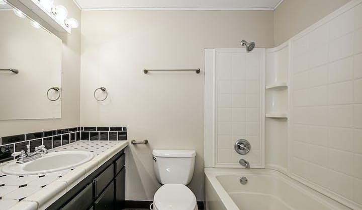 1st image of 16801 20th Ave E