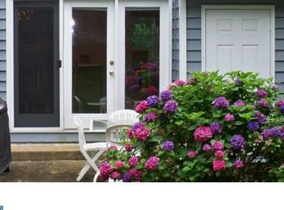 1302 N Glen Dr, Glen Mills, PA 19342