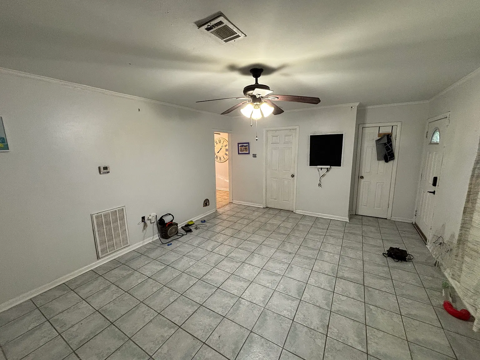 4 bed, 1500 sqft, $1,900 — Photo 4