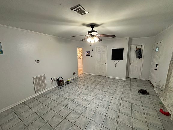 4th image of 1511 Maura Pl