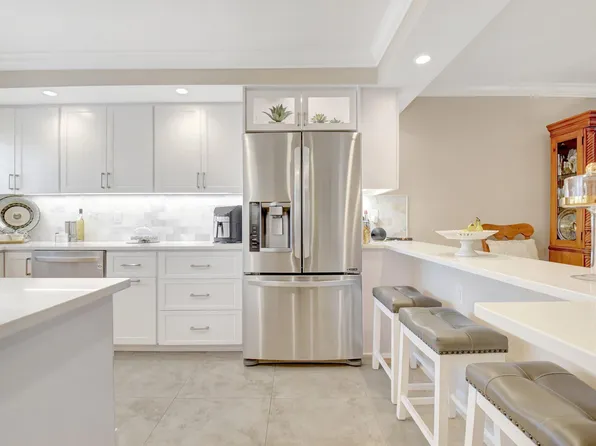 3224 S Ocean Boulevard #214, Highland Beach, FL 33487