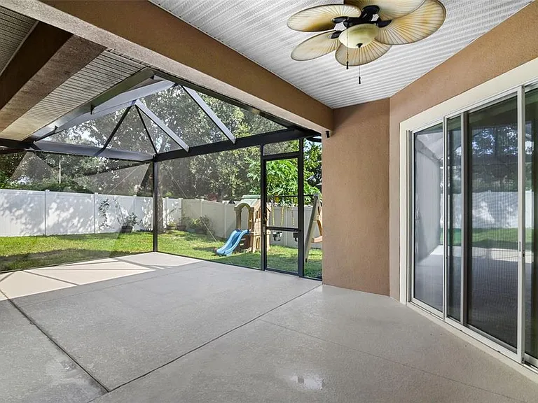 410 Sauvignon Way — Photo 35