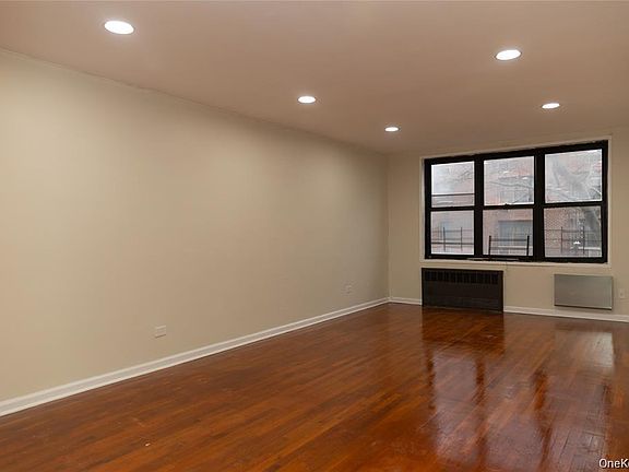 2nd image of 1275 E 51st St APT 3Y