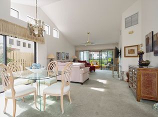 549 Beachwalk Cir, Naples, FL 34108