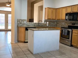 183 N Tiago Dr, Gilbert, AZ 85233