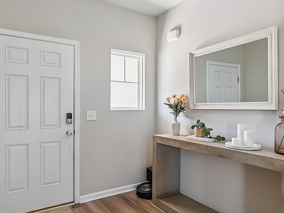 4th image of 620 Sage Oak Lane