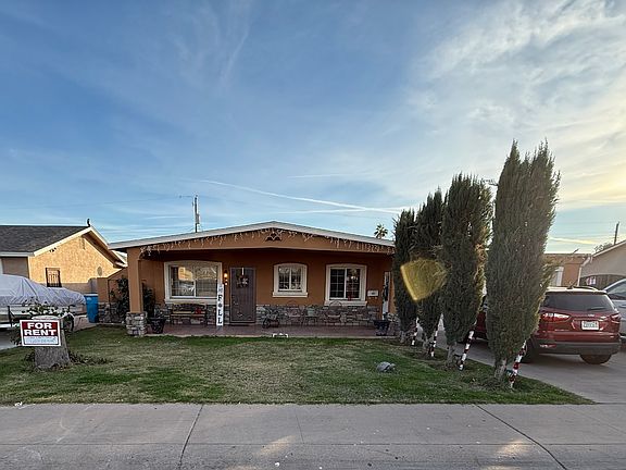 2nd image of 3113 W Sierra Vista Dr