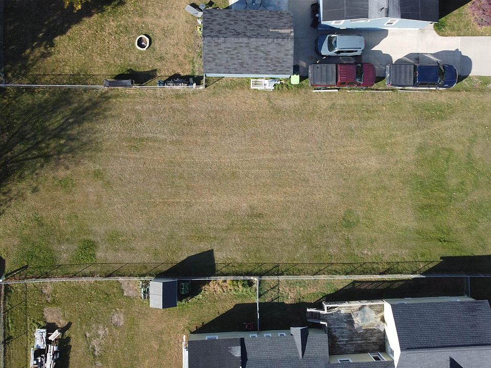 1st image of 2105 11th Ave