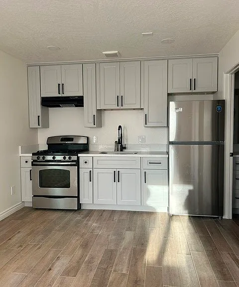 9185 8th Ave #2 — Photo 2