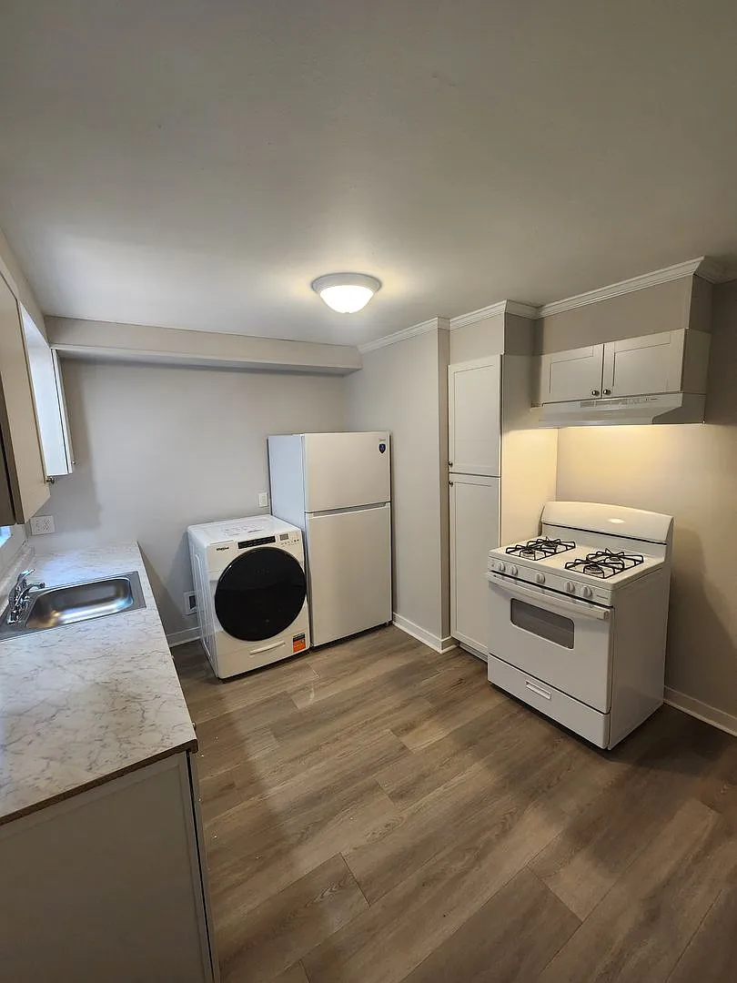 Chapel Hill/2BR - Brookside Condo — Photo 2