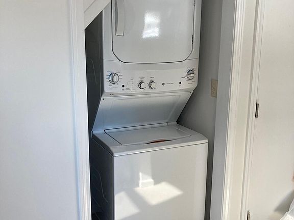 Full size Wash Center.