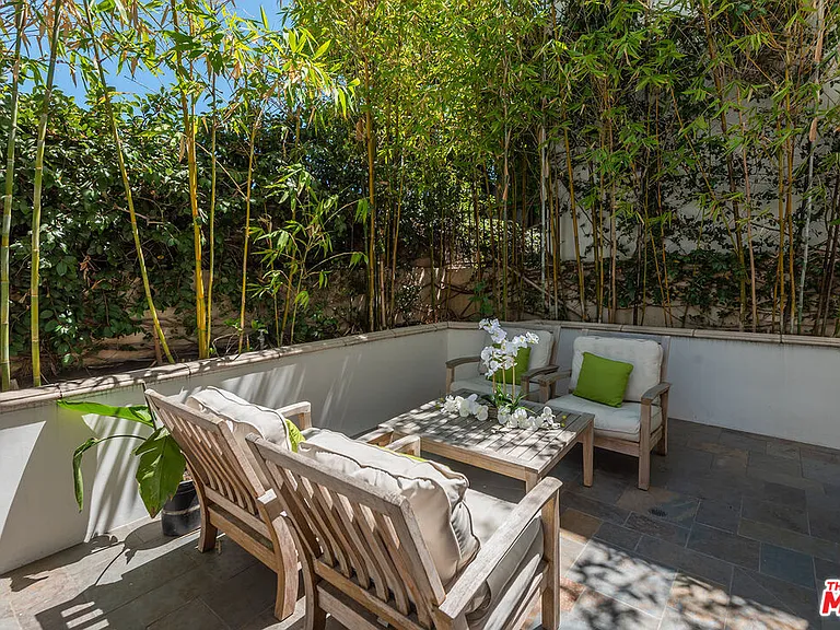 718 N Croft Ave #103 — Photo 6