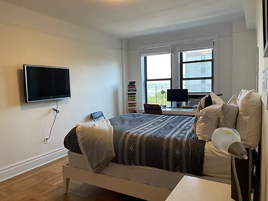 Rented by Rita S Citrin, LREB | media 18