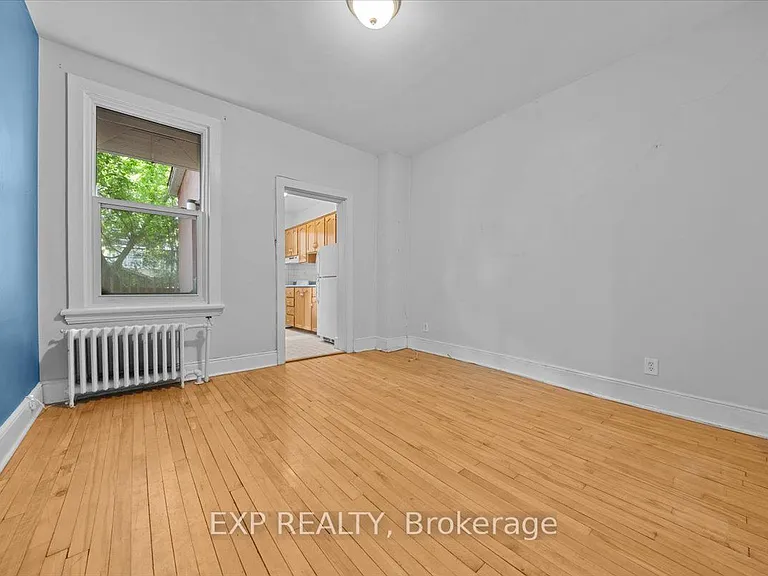 484 Gilmour St #1 — Photo 9