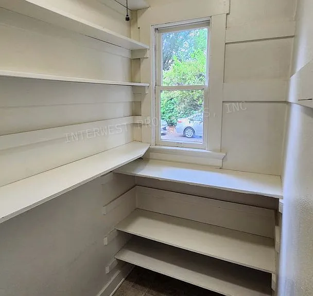 117 King Avenue 2156 Davis St — Photo 20