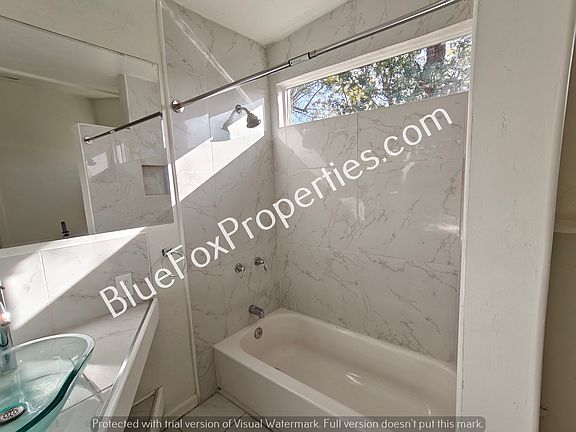 4th image of 3318 E Bellevue St #A