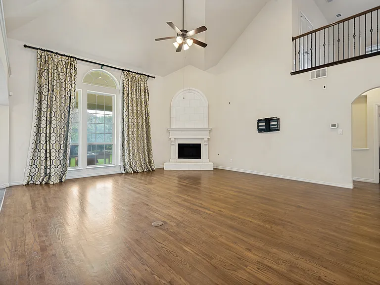 14223 Sorano Dr — Photo 4