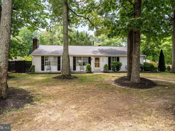 1523 Patuxent Manor Rd, Davidsonville, MD 21035