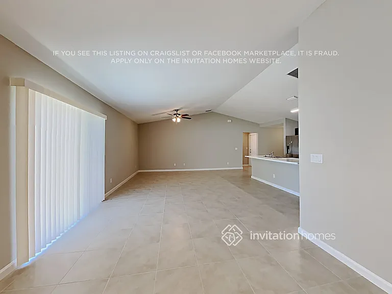 2243 SE Gaslight St — Photo 3