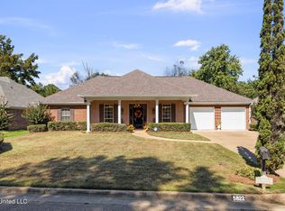 5822 Lake Trace Cir, Jackson, MS 39211