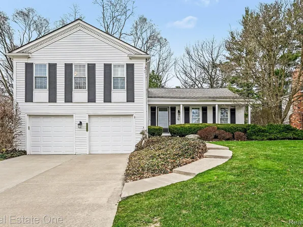 27940 White Plns, Farmington Hills, MI 48331