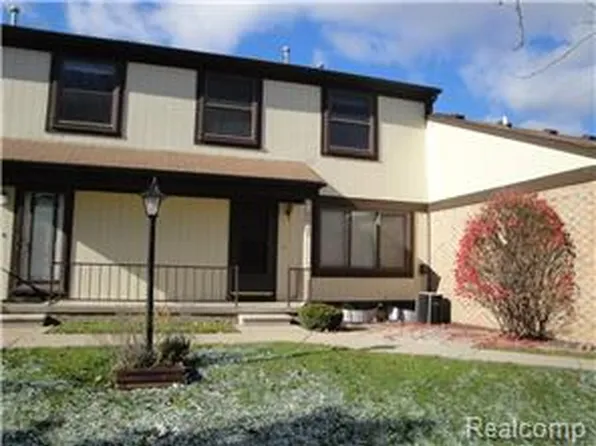 27048 Winchester St #27, Brownstown, MI 48183