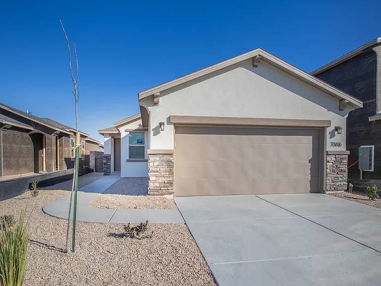 7006 Sentinel Ave — Photo 1