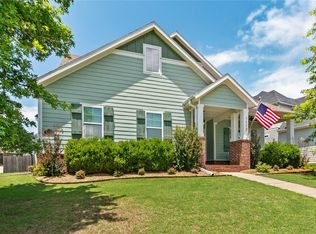 1112 Chancery Ln, Cave Springs, AR 72718