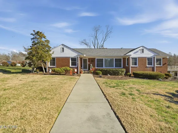 400 Eagle Bend Ln, Clinton, TN 37716