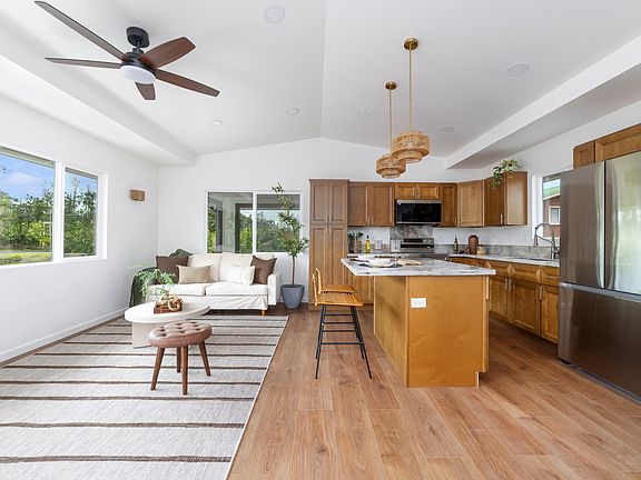 3rd image of 16-2121 Pukalani Dr