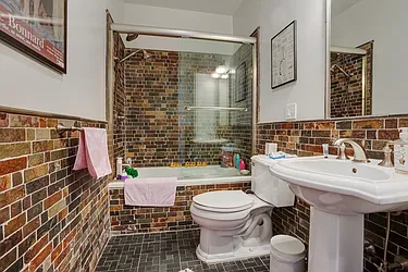 Rented by Twyford Real Estate